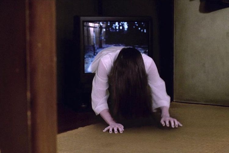 Hantu Sadako Keluar Dari Tv Maen Mobil 