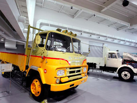 Truk Nissan Diesel Jadul. Melihat Sejarah UD Truck