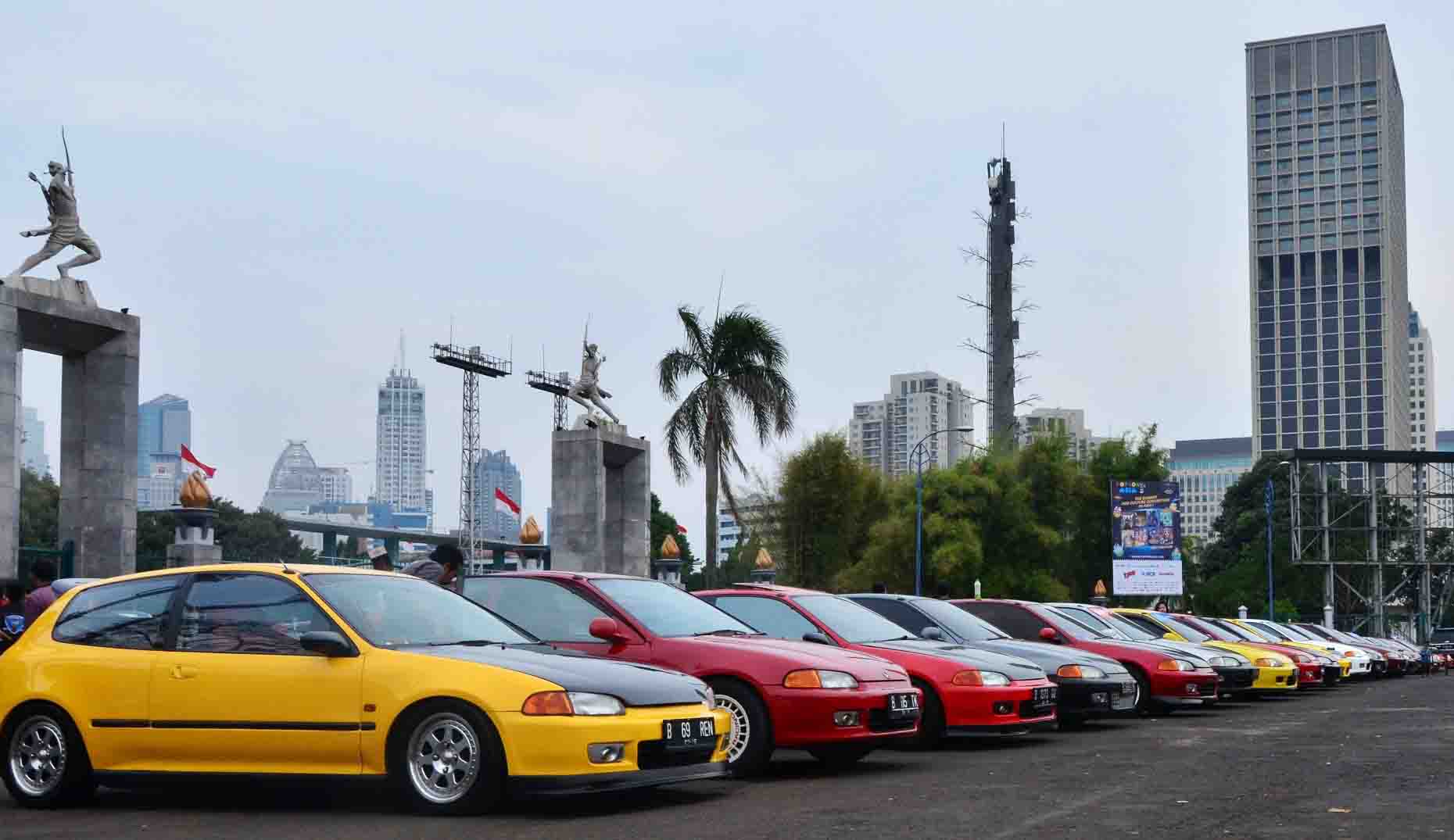 Honda Estilo Bekas Jakarta. Alasan Ini Bikin Harga Honda Civic Estilo Dibanderol Selangit