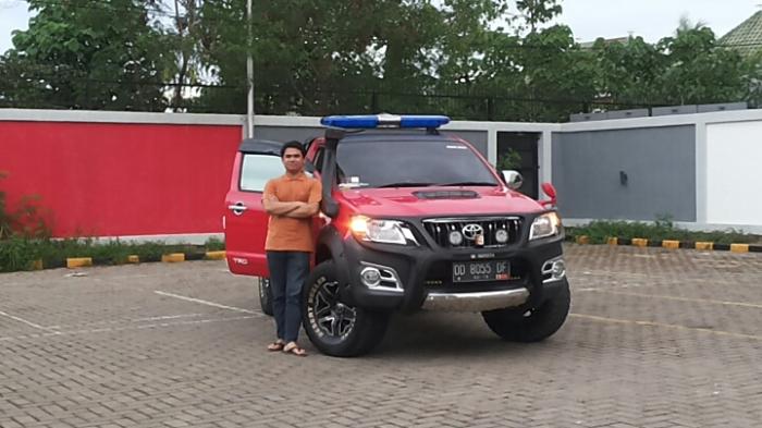 Modifikasi Hilux Single Cabin. Hilux Single Cabin Tampil Macho, Ongkos Modifikasi Rp 100 Juta