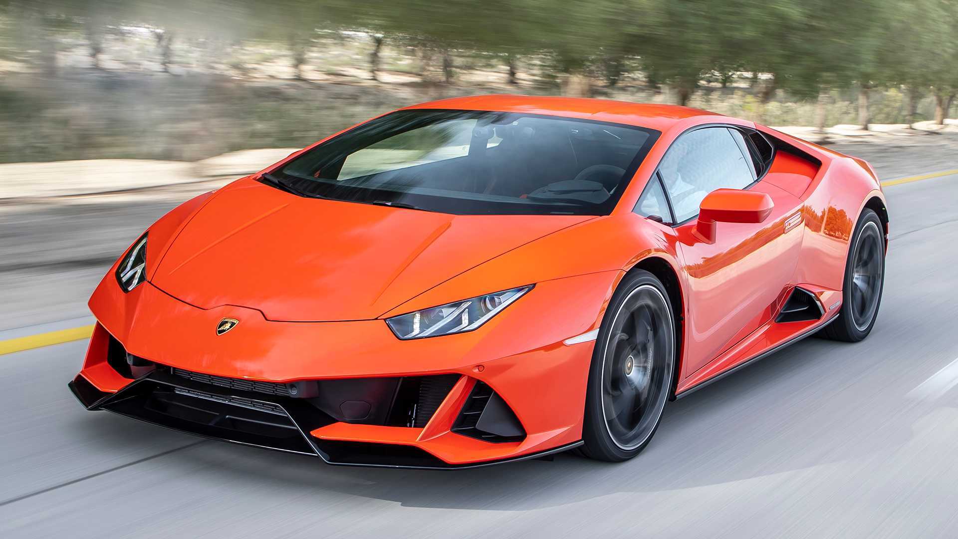 Nama Nama Mobil Dan Gambarnya. Adu Banteng dan Sejarah Nama Mobil Lamborghini