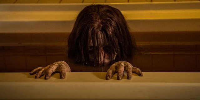 Hantu Sadako Keluar Dari Tv. 6 Legenda Hantu Jepang yang Jadi Inspirasi Film Horor Populer