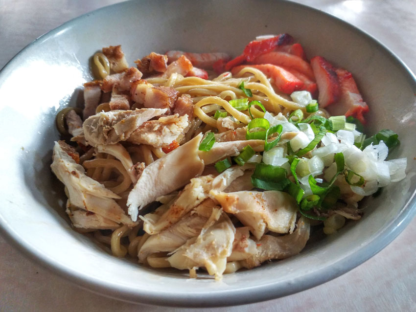 Bakmi Alok Tanjung Duren. Bakmi Aheng Taman Ratu: Mie Kawat 3 Topping