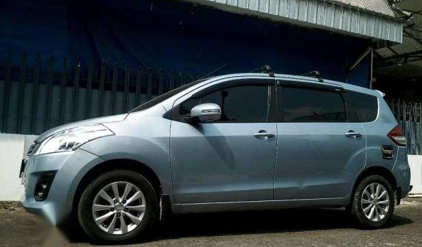 Mobil Warna Biru Langit. Suzuki ertiga 2012 warna biru langit