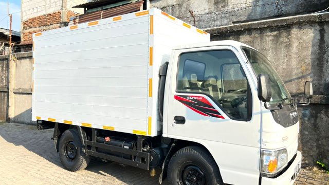 Jual Beli Dump Truck Bekas Jakarta. Jual beli mobil Isuzu Dump Truck di Kota Jakarta Pusat, DKI Jakarta
