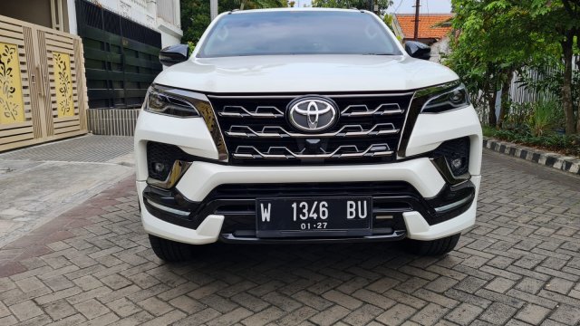 Innova Venturer Bekas Surabaya. Jual beli mobil Toyota Venturer di Kota Surabaya, Jawa Timur