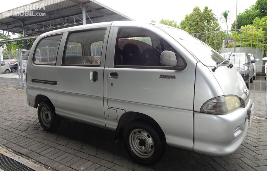 Spesifikasi Espass Pick Up 2005. Review Daihatsu Espass 2005: Minibus Andal dari Dulu Sampai Sekarang
