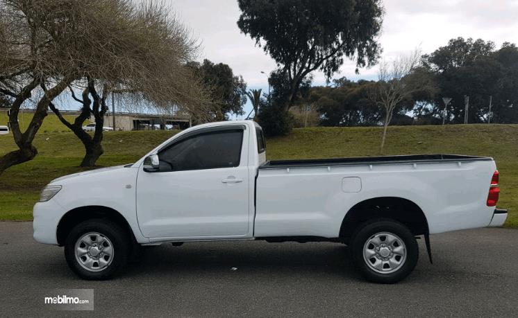 Ukuran Bak Hilux Single Cabin. Review Toyota Hilux Single Cabin 2015 : Mobil Yang Cocok Untuk Angkut Beban Berat