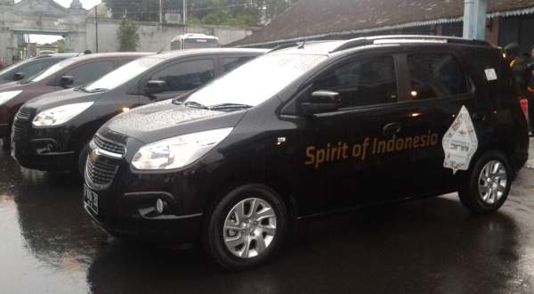 Konsumsi Bbm Chevrolet Spin. GM: Konsumsi BBM Spin Bensin di Atas 1:14 : Okezone Otomotif