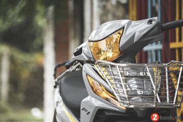 Stiker Chrome Untuk Reflektor. Awas! Ini Dampak Negatif Melapis Lampu di Motor Pakai Stiker