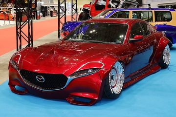 Toyota 86 Vs Mazda Rx 8. Sekumpulan Siswa Modif Mazda RX-8 Jadi Lebih Futuristis Bak RX-Vision