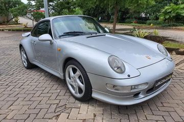 Jual Porsche 911 Tahun 1990. Porsche Carrera 993 Bekas, Rare Item Dijual Super Murah, Unit Ada di Sunter