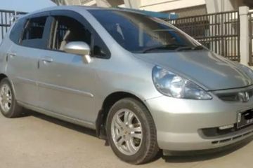 Honda Jazz Idsi 2005. Harga Honda Jazz Bekas 2005 Dijual Rp 60 Jutaan Tipe IDSI M/T