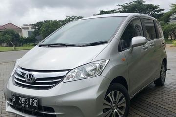 Interior Honda Freed 2012. Honda Freed Tipe S 2012, Odometer 33 Ribu Harganya Dibanderol Segini