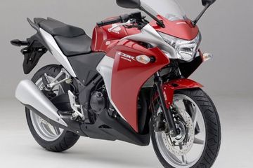 Kapasitas Oli Cbr 150 Old. Banyak yang Salah, Ini Kapasitas Oli Honda CBR 250R yang Benar!