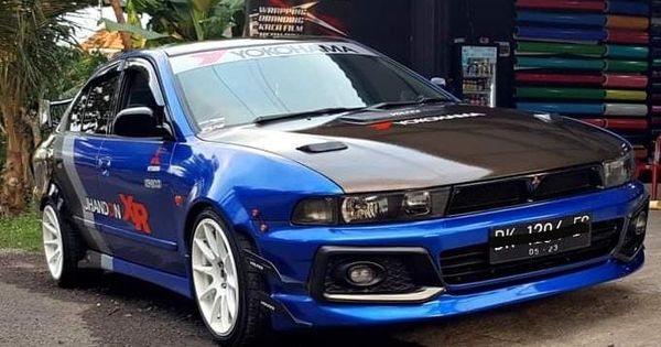 Galant Modif 2 Pintu. Mitsubishi Galant Hiu Coba Setelan Muda, Pasang Body Kit, Kaki Agresif