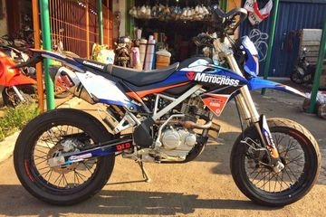 Cs1 Modif Trail Supermoto. Paket Biaya Modifikasi Supermoto di Abah Custom, Mulai Rp 3 Jutaan