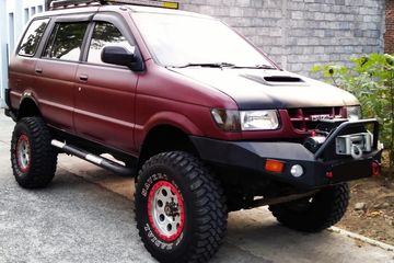 Panther Kotak Modif Offroad. Racikan Kaki-kaki Isuzu Panther Bergaya ALTO, Pakai Per Fuso