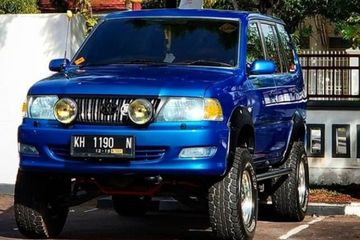 Kijang Modifikasi Off Road. Toyota Kijang Kapsul Adopsi Gaya Off-road, Jadi Jangkung dan Gagah