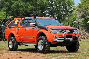 Modif Triton Double Cabin. Modifikasi Double Cabin, MItsubishi Triton Lawas Berhasil Diubah Jadi Lebih Kekar