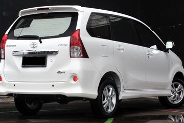 Modifikasi Avanza Veloz 2015. Menggiurkan, Toyota Avanza Veloz keluaran 2014-2015 Sudah Rp 100 Jutaan, Pas Buat Keluarga