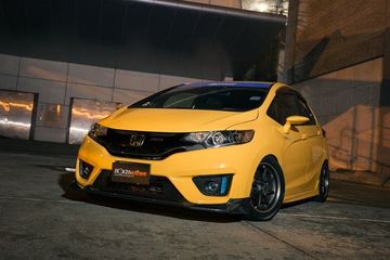 Honda Jazz Modifikasi 2020. Terkesan Minimalis, Modifikasi Honda Jazz Ini Sudah Berjubah Fit RS