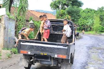 Cara Membuat Tenda Mobil Pick Up. Mobil Pick Up Boleh Angkut Orang? Begini Aturannya