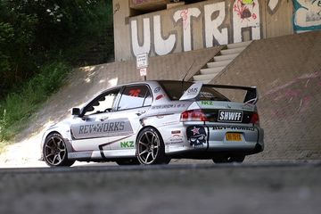 Lancer Evo 9 Modifikasi. Mitsubishi Evo IX Oprek Mesin Jadi 706 DK, 0-100 Km/Jam Cuma 3,1 Detik