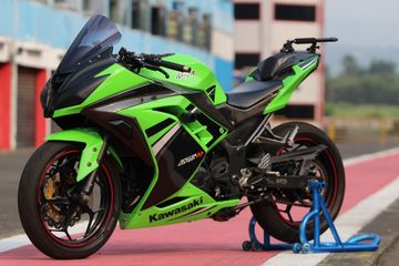 Modifikasi Ninja 250 Hijau. Modif Kawasaki Ninja 250 FI, Tambah Sangar, Ngacir Langganan Sirkuit