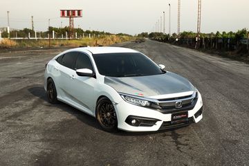 Civic Turbo Modif Velg. Honda Civic Turbo Simpel nan Impresif, Main Serat Karbon dan Pakai Pelek Keren