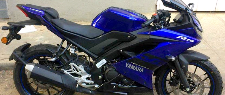 Downgrade Ban Aerox 155. 9 Perbedaan Yamaha v3 India & All New R15