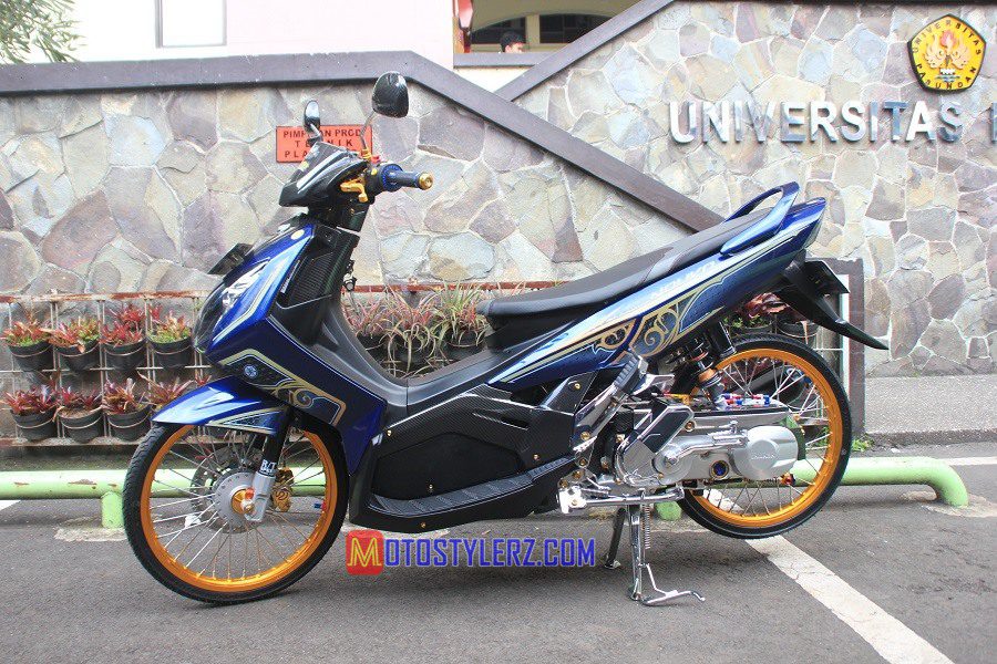 Nouvo Z Thailook Style. Modifikasi Nouvo Z”2005-Bandung: Tampil Beda, Thailook Elegant Style