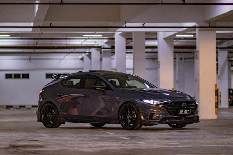 Mazda 3 Hatchback Modifikasi. Pasang Body Kit Plus Velg Baru, Modifikasi Minimalis Mazda 3 Ini Bisa Jadi Inspirasi