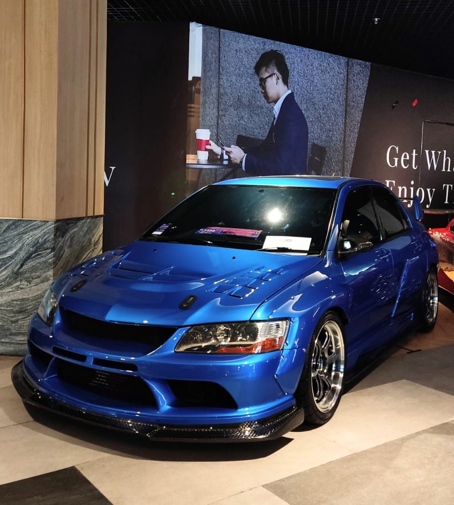 Lancer Evo 9 Modifikasi. Mitsubishi Lancer Evo IX MR Gaya Street Racing, Andalkan Body Kit Varis dan Velg Advan R6