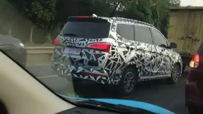 Wuling Baojun 730 Indonesia. SPY SHOT: Wuling Baojun 730 Kena Macet di Tol