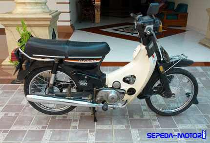 Honda Super Cup 1982 Modif. Motor Bebek Lawas Honda C-700