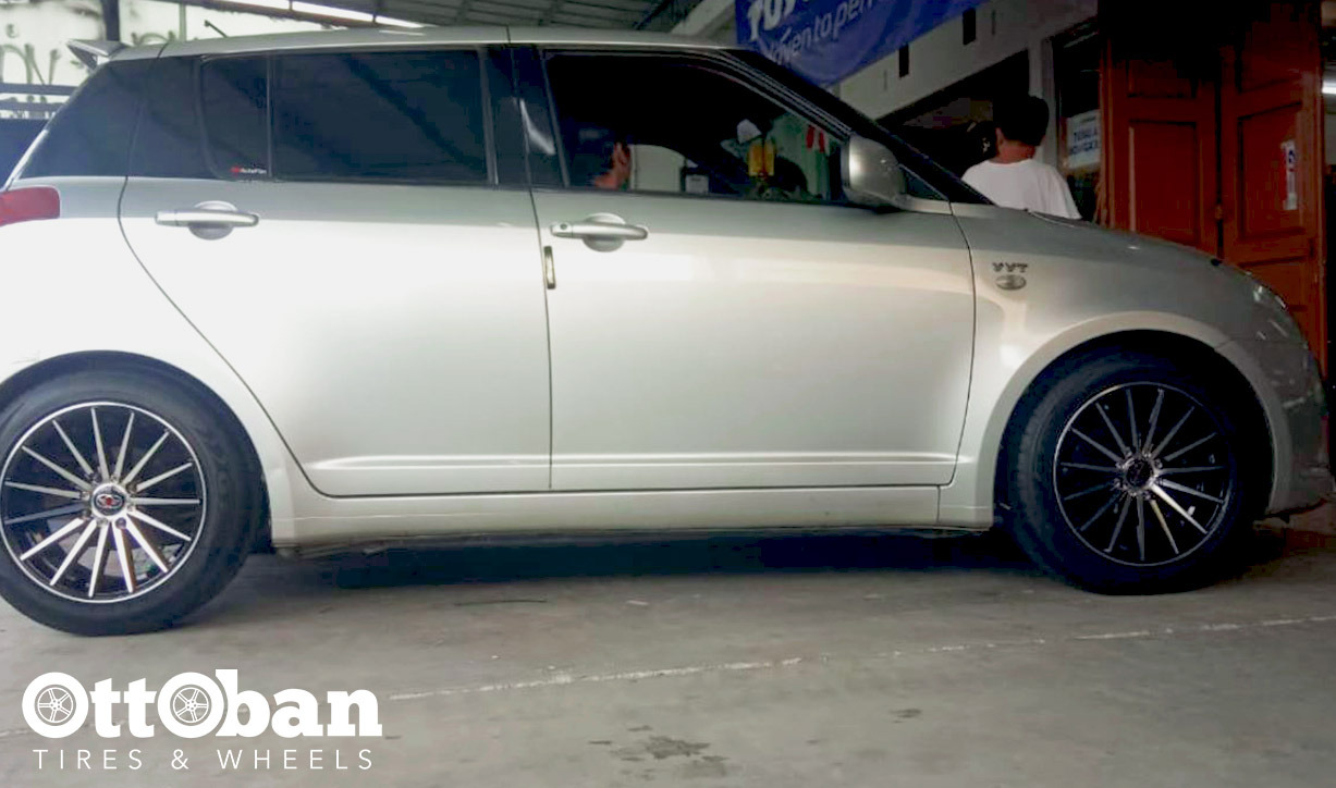 Suzuki Splash Modifikasi Elegan. Elegannya Suzuki Splash dengan Velg Vossen